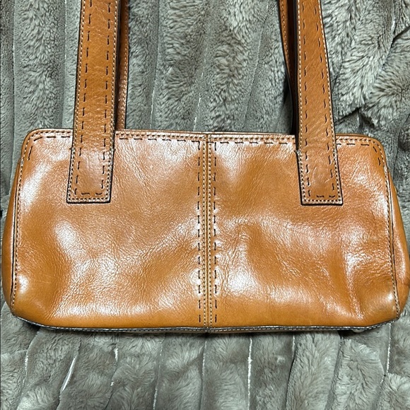 Fossil Tan Leather Shoulder Bag with Double Straps - Picture 13 of 13